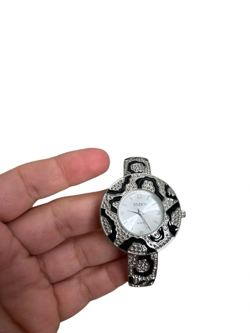 6 Piece Mixed Watch Bundle Studio Vivani Geneva Rhinestone Cuff Watches Untested